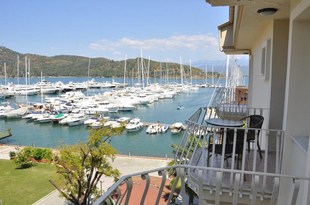 Standard Double or Twin Room with Sea View