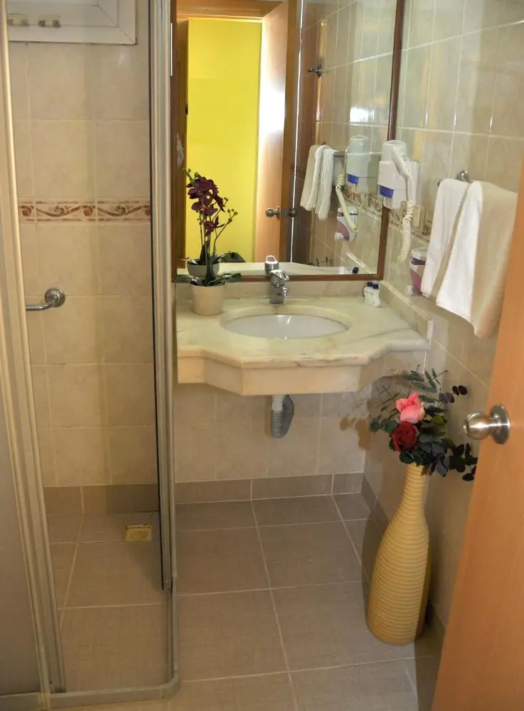 Standard Triple Room with Sea View